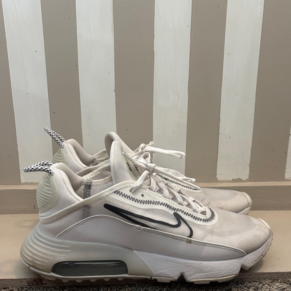 Nike White and Black Athletic Shoes